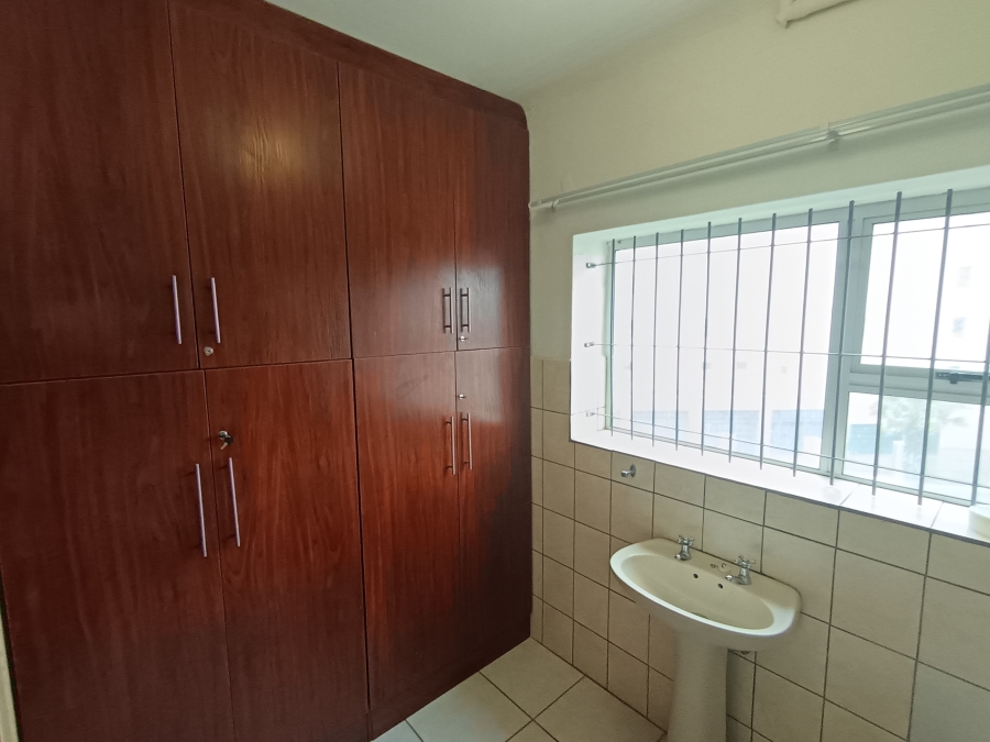1 Bedroom Property for Sale in Quigney Eastern Cape
